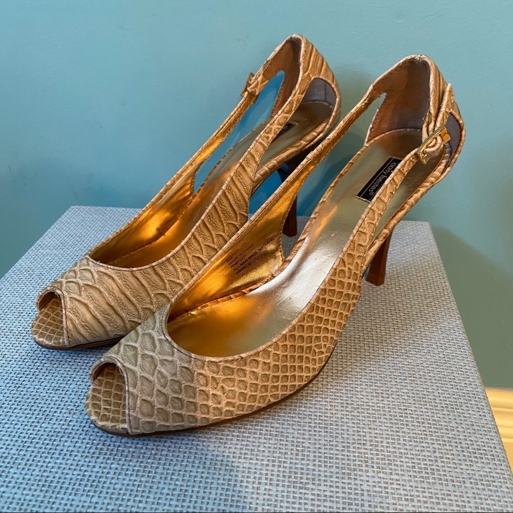 Daisy Fuentes open toe slingback heels